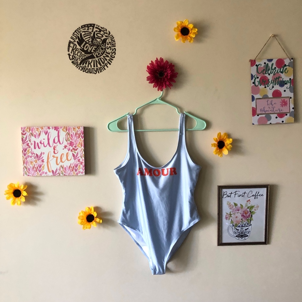 XXI AMOUR Bodysuit
